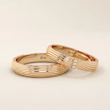 14k solid gold unisex design wavy pattern alliance wedding band set