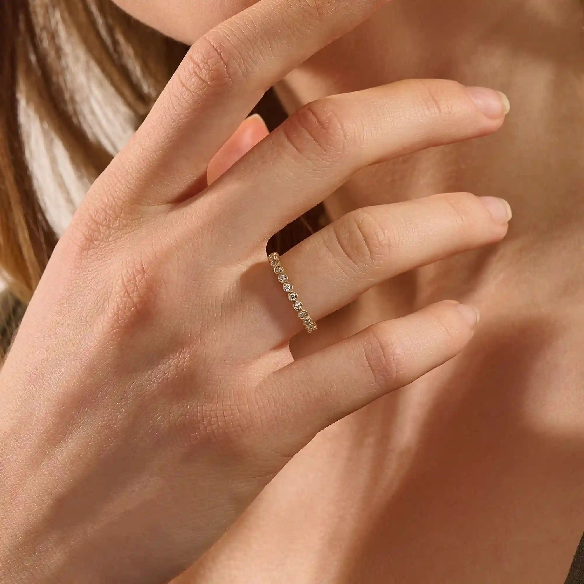 14K SOLID YELLOW GOLD DOT CIRCLE BEZEL WEDDING STACKING RING FOR WOMEN