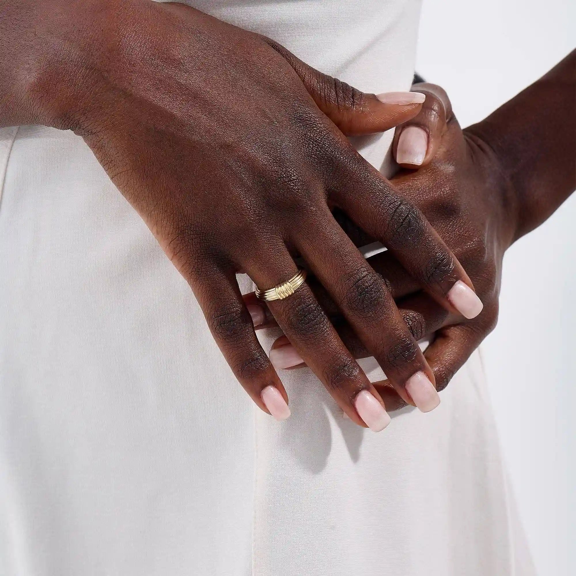 PLAIN KNOT DOME RING IN 14K SOLID YELLOW GOLD