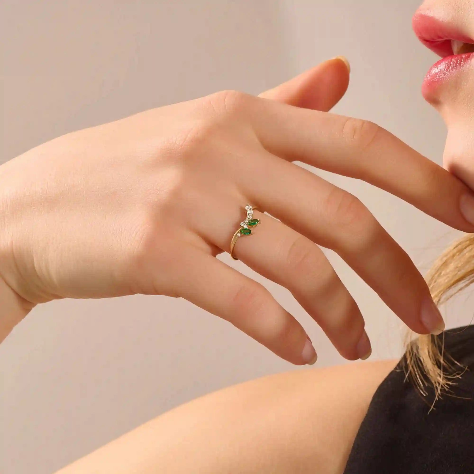 14k solid gold emerald and moissanite curve stacking ring for women