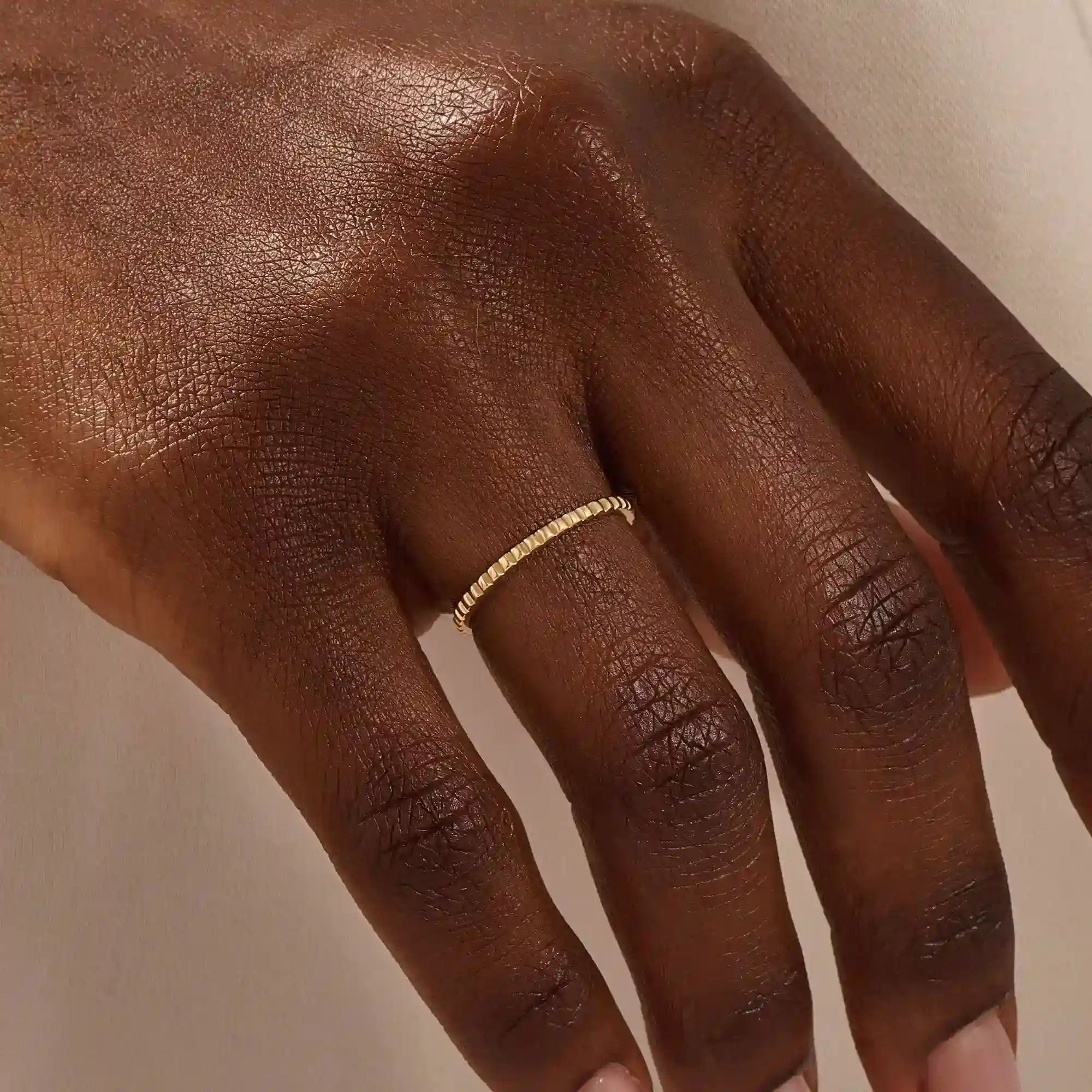 14k Solid Gold Patterned Wedding Band - BRENNMORE