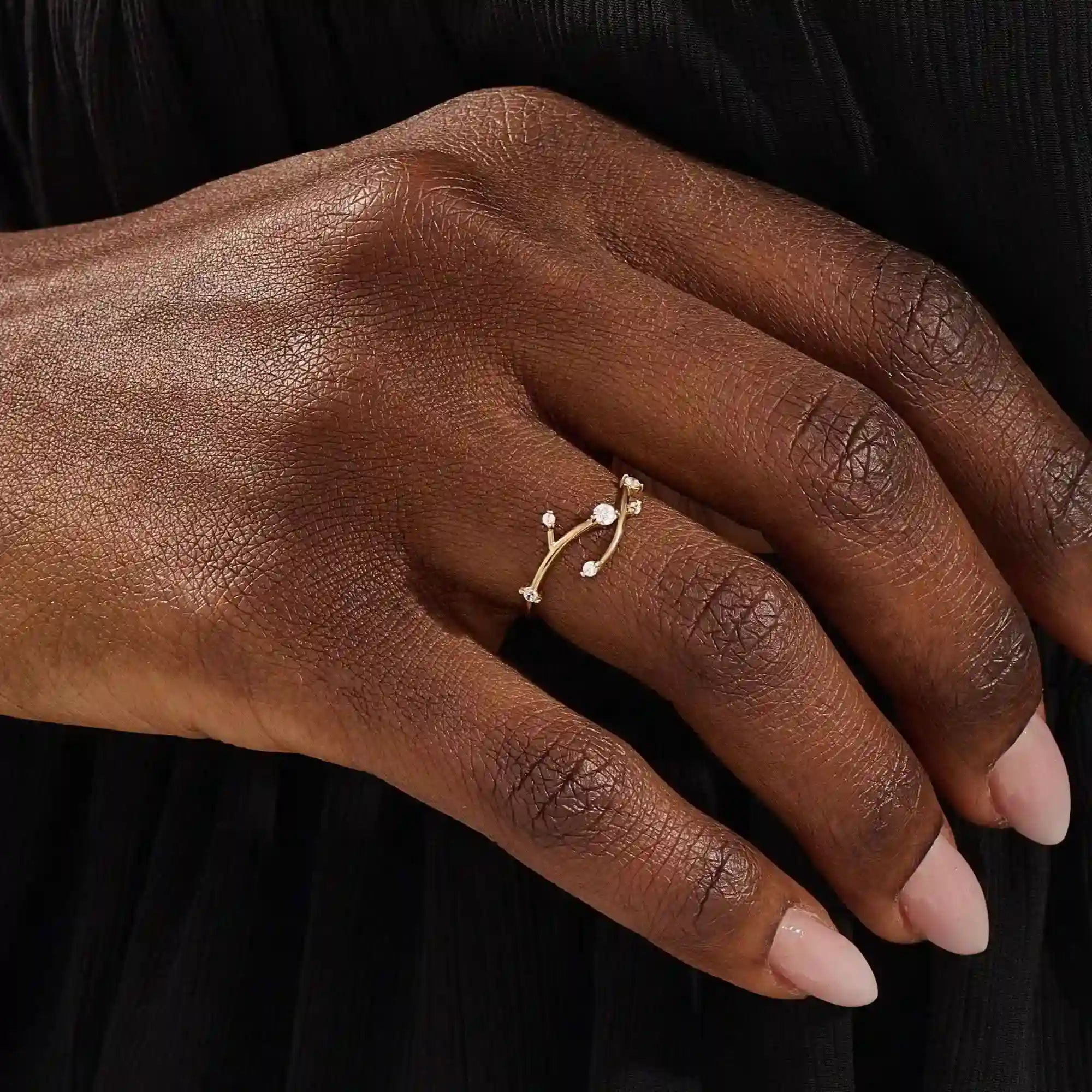 NATURE INSPIRED TREE BRANCH TWIG CURVE STACKING WEDDING RING IN 14K SOLID GOLD FOR WOMEN