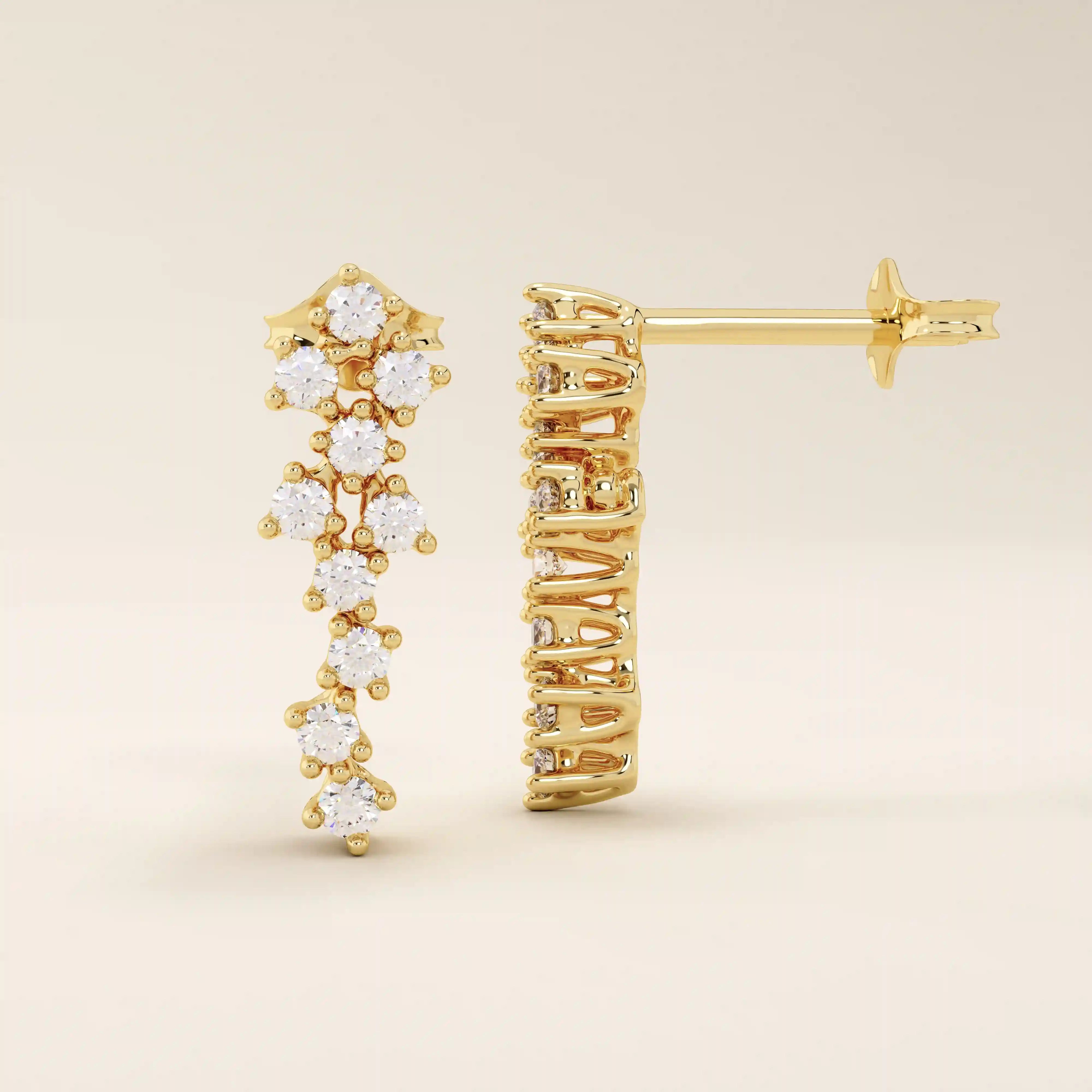14k solid gold cluster stud earrings with tiny moissanite stones arranged in a soft, organic shape. Delicate and sparkling studs. Ideal for everyday wear or gifting.
