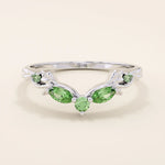 14k solid gold curve nesting ring featuring a marquise-cut emerald gemstone. Elegant and modern stacking design for women.