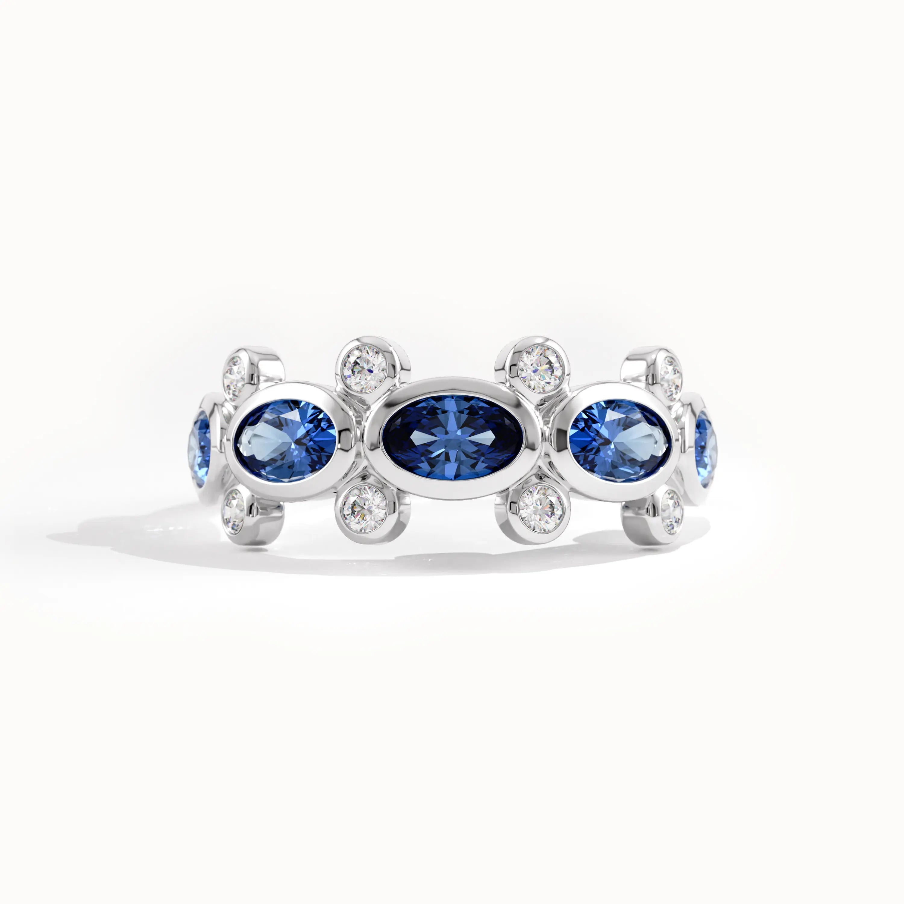 5 Oval Sapphire Gemstone Ring in Gold