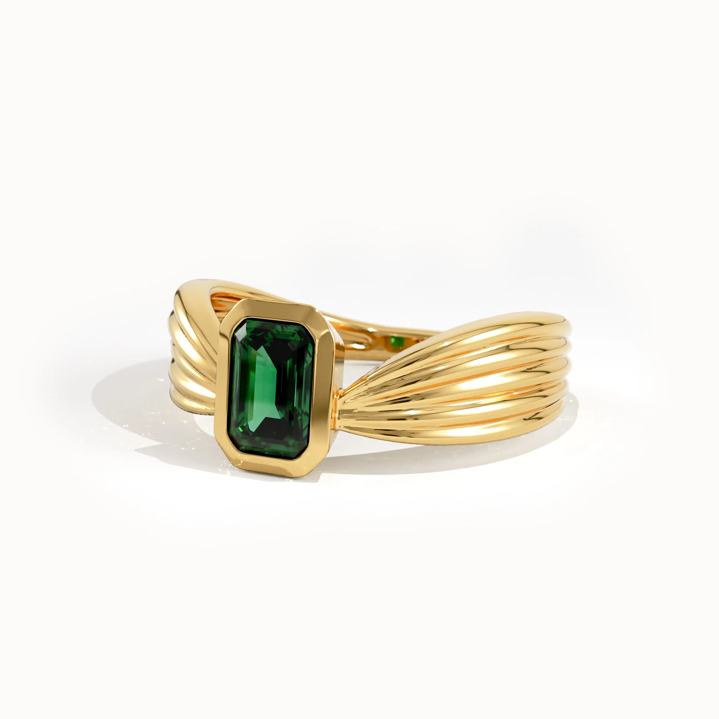 Vintage Design Emerald Gemstone Ring - BRENNMORE 