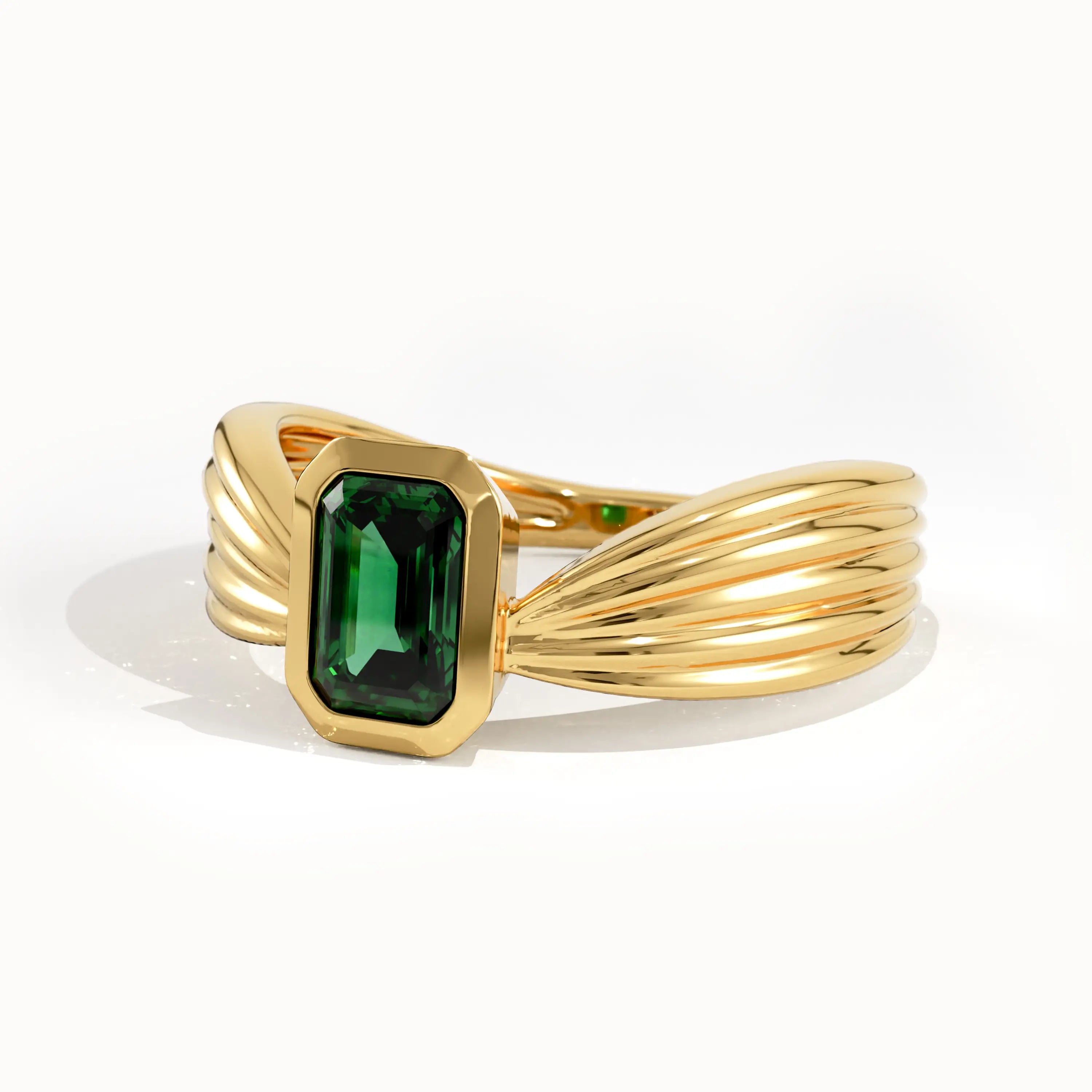 Vintage Design Emerald Gemstone Ring - BRENNMORE 