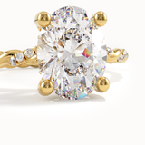 Solitaire Oval Engagement Ring in Gold