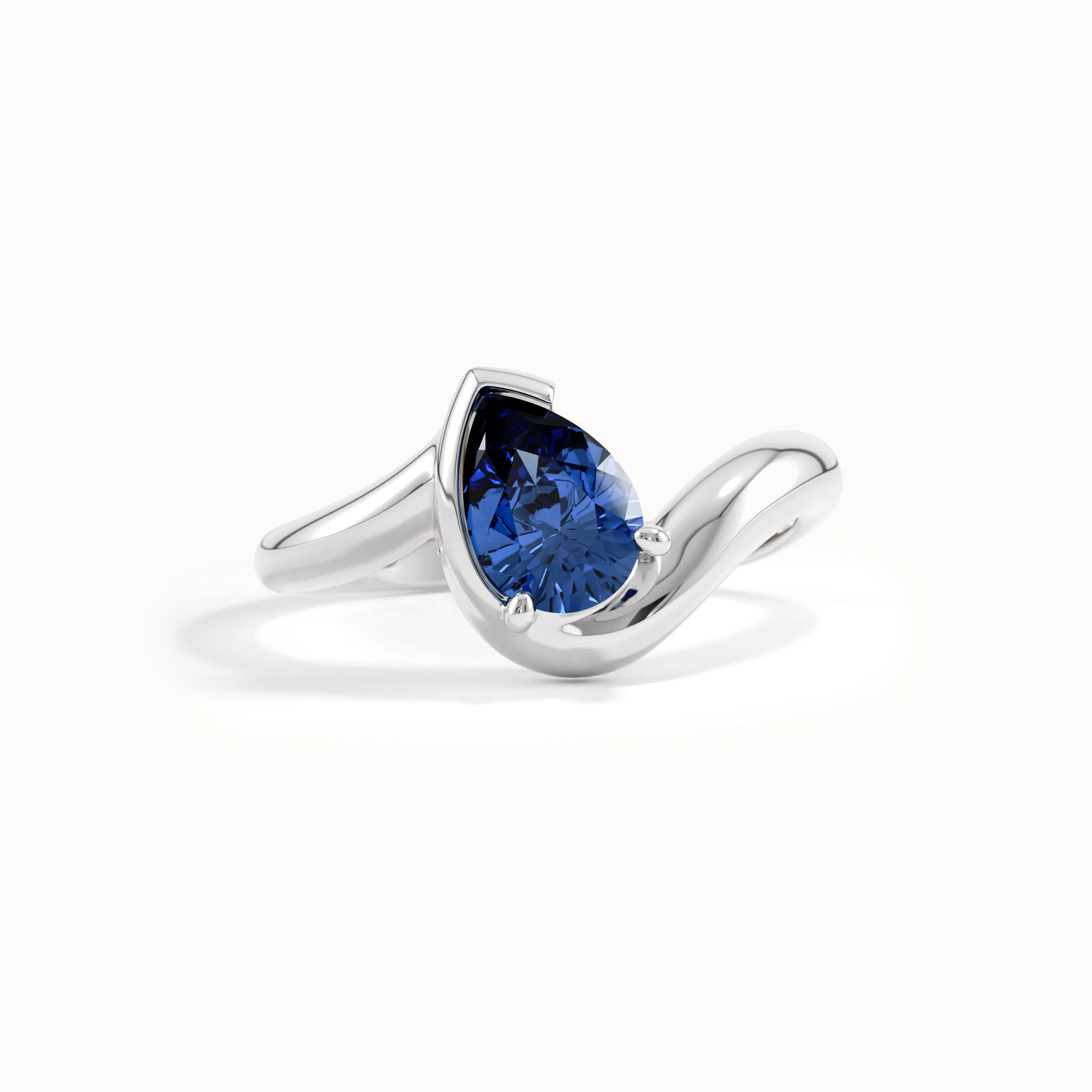 Solo Pear Sapphire Wavy Ring