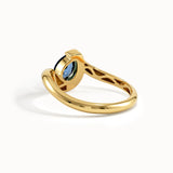 Solo Pear Sapphire Wavy Ring
