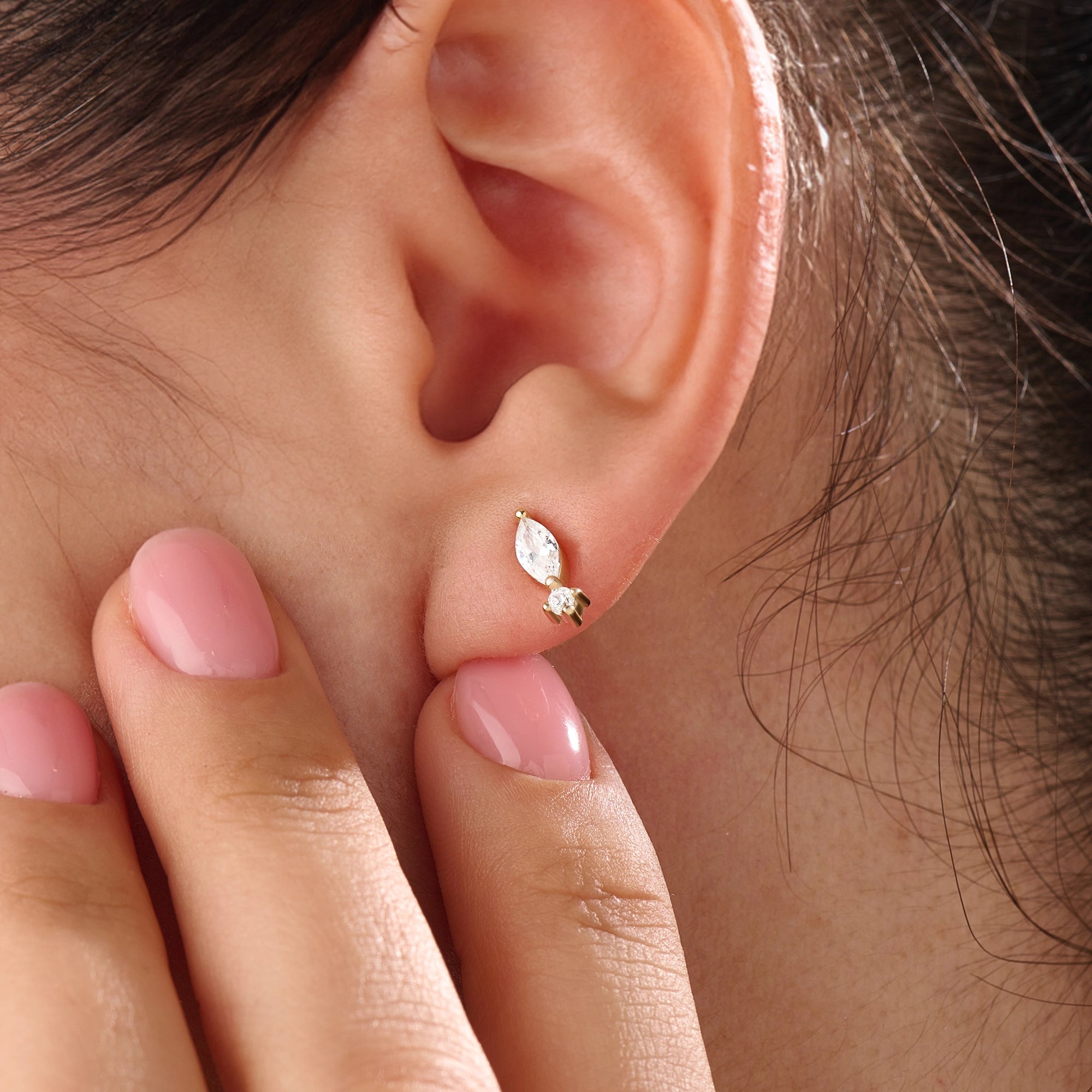 14k Gold Elongated Stud Vermeil Earrings - BRENNMORE 