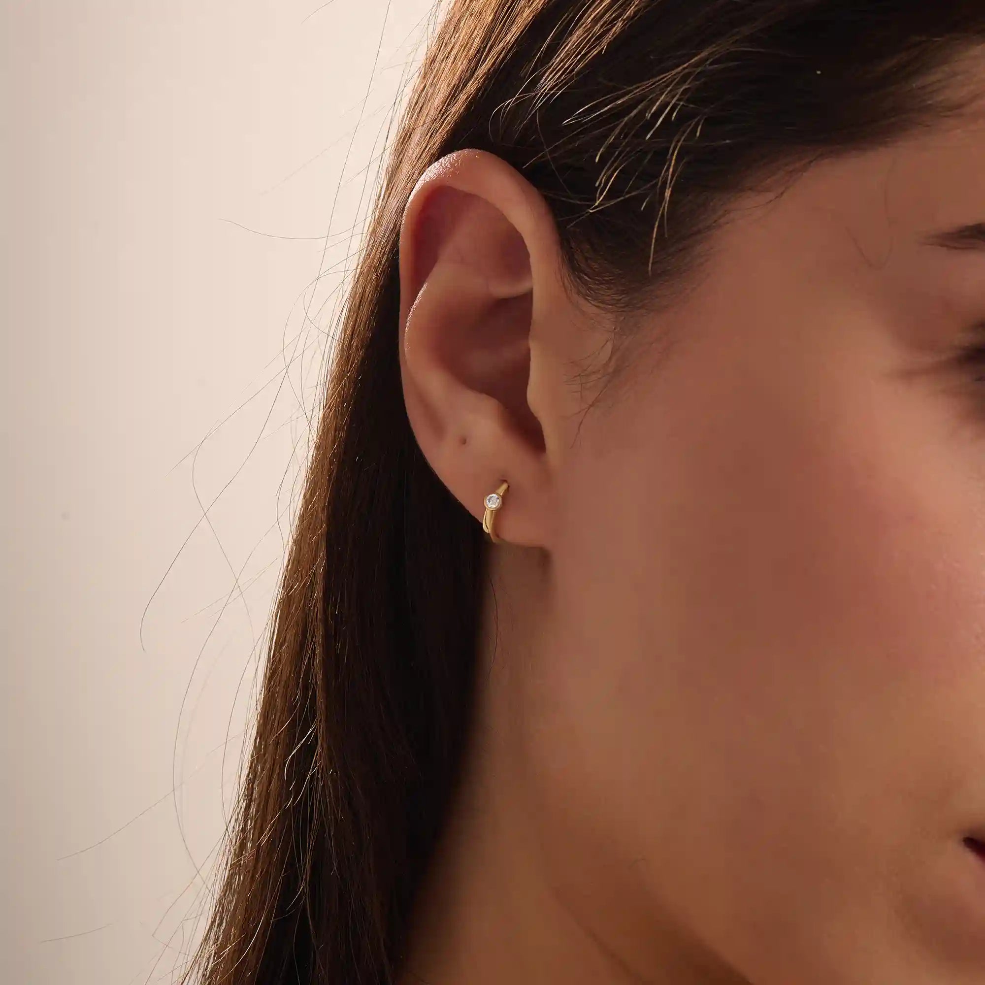 BEZEL HOOP EARRINGS IN 14K GOLD FOR WOMEN