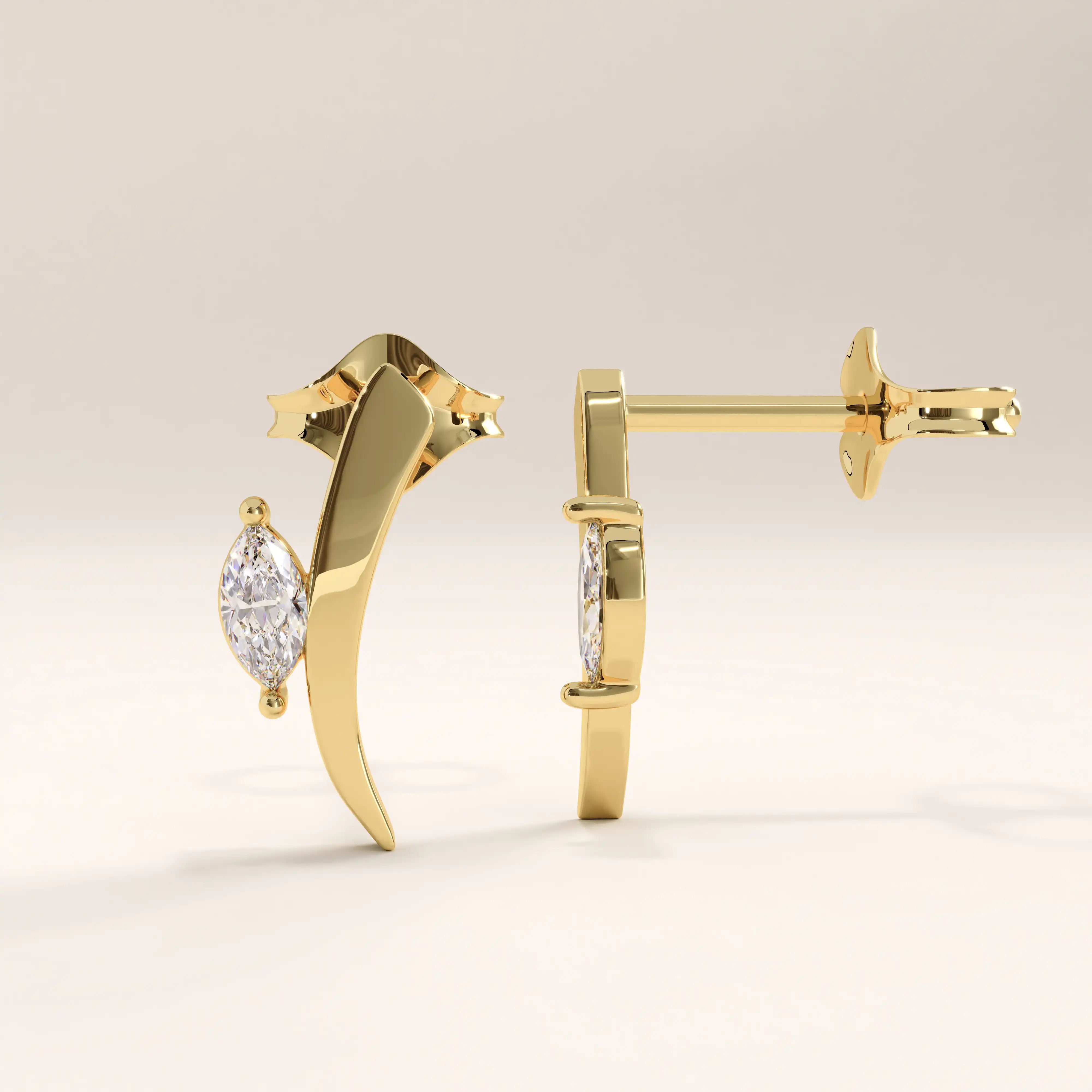 14k gold vermeil curvy marquise earrings featuring a sleek, sculptural curve design accented with a marquise-cut cubic zirconia for a touch of modern sophistication.
