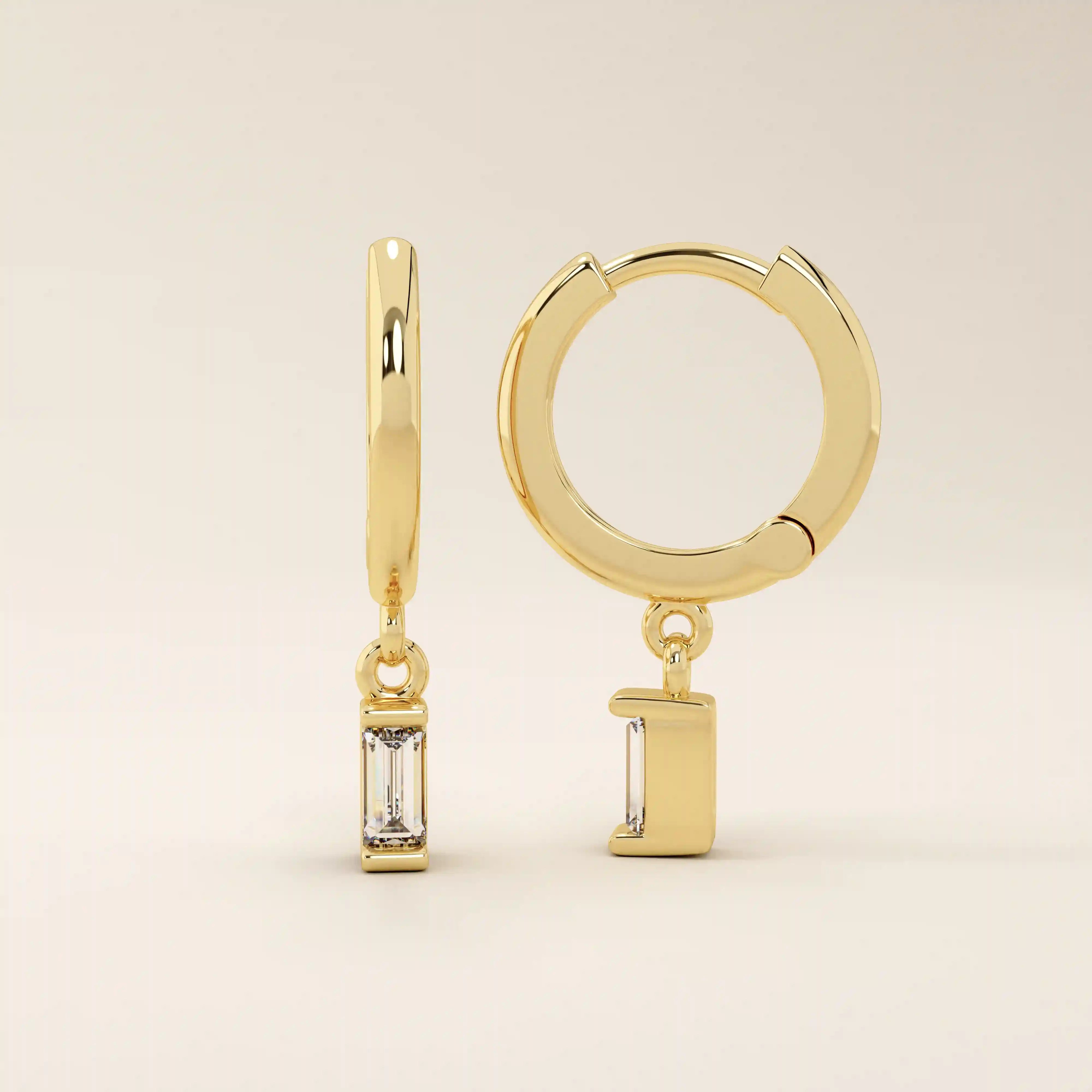 DANGLING BAGUETTE EARRING IN SOLID GOLD