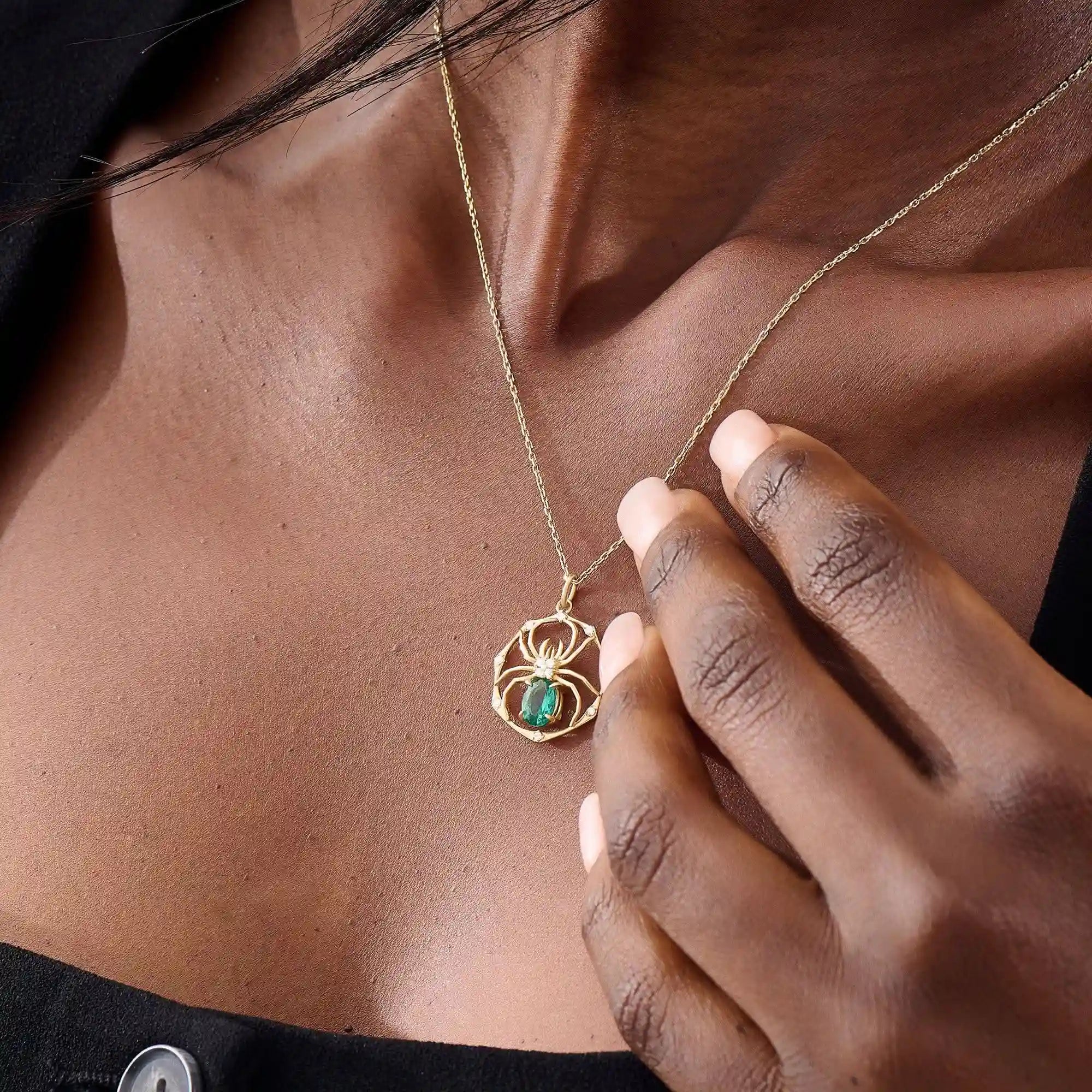 oval cut EMERALD SPIDER GOLD PENDANT