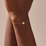 14k solid gold moving daisy flower charm bracelet for women