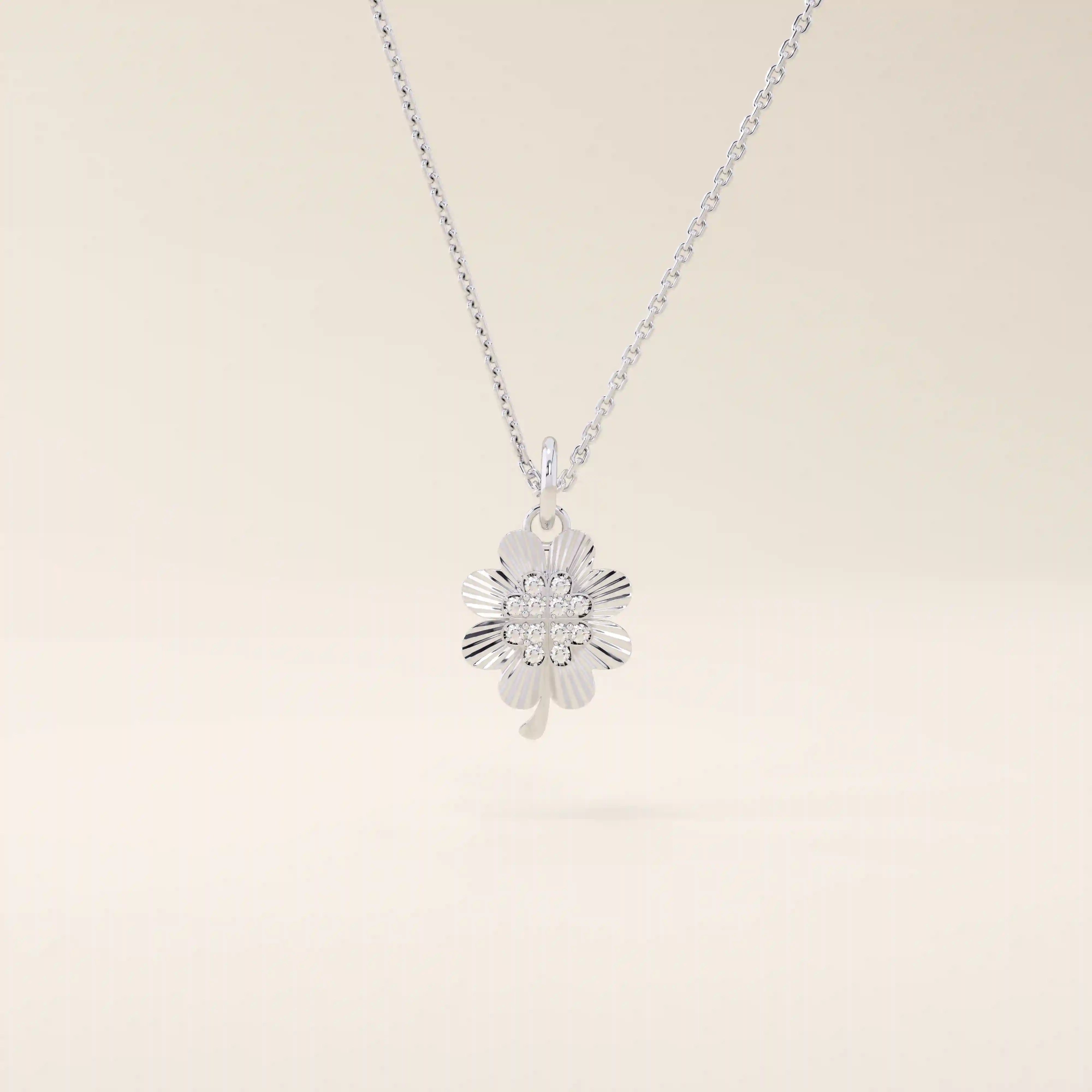 14k solid gold pave moissanite foyr leaf clover pendant necklace for women