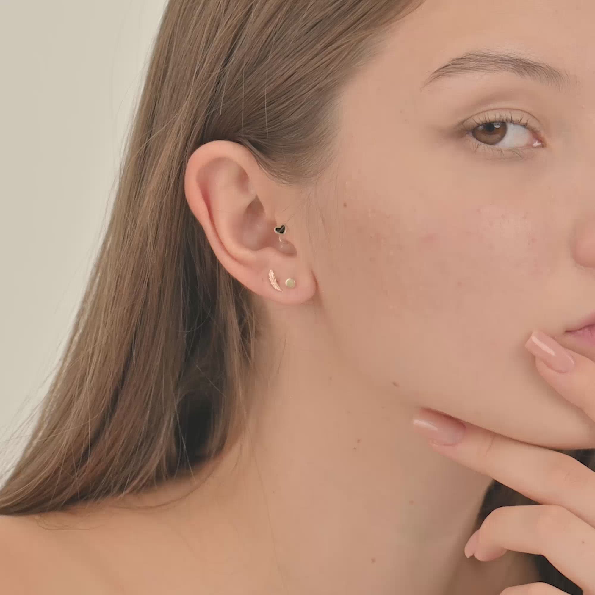 BLACK ENAMEL HEART PIERCING IN 14K SOLID GOLD