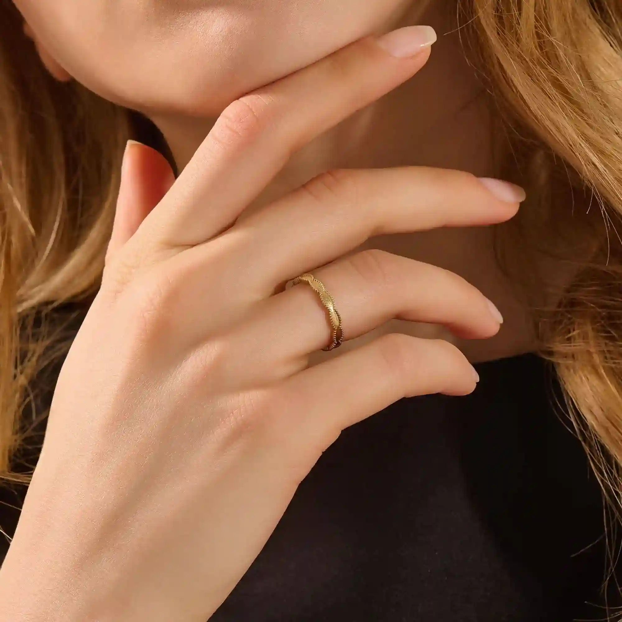 UNISEX DESIGN 14K SOLID GOLD TEXTURED WAVY MILGRAIN WEDDING BAND